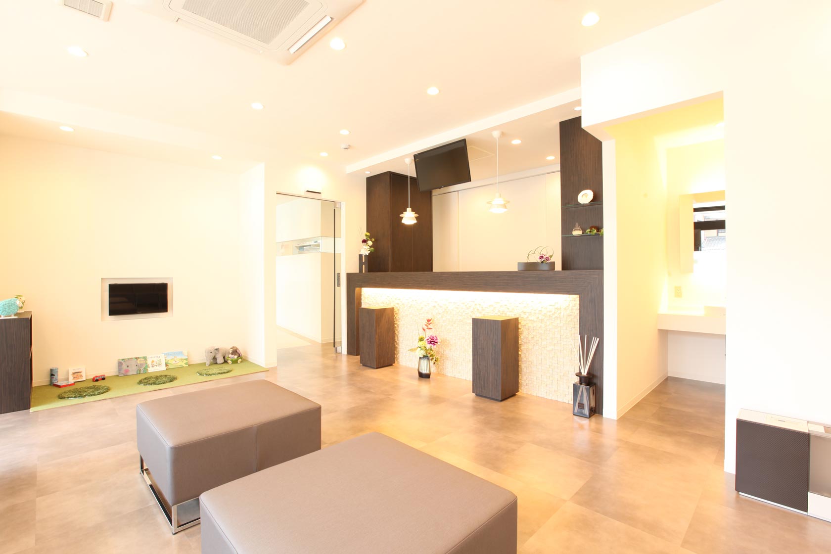 京都出町トラスト歯科・矯正歯科